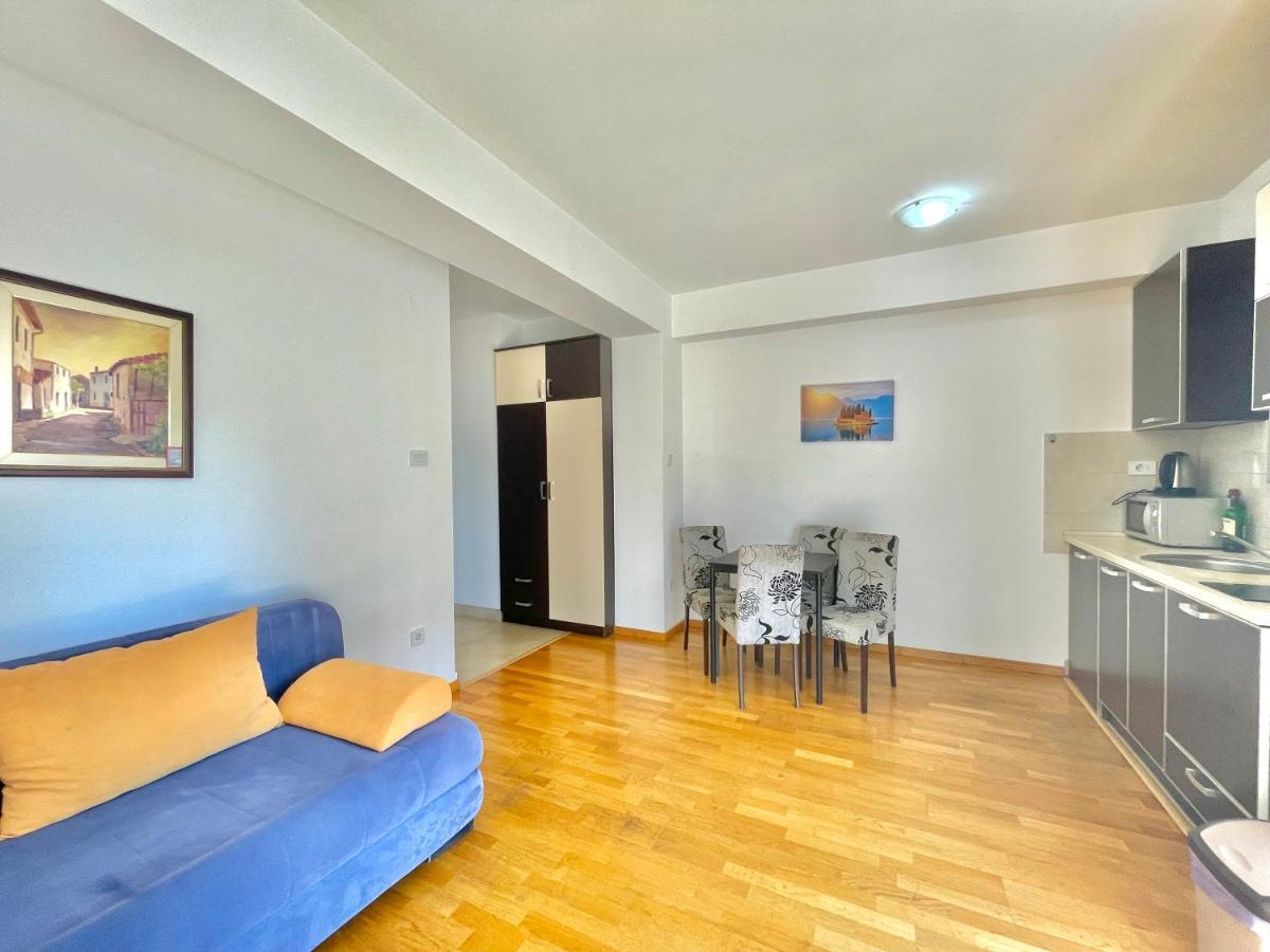Comfort Apartments Aleksic Μπούντβα Εξωτερικό φωτογραφία